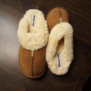 Memory foam slippers